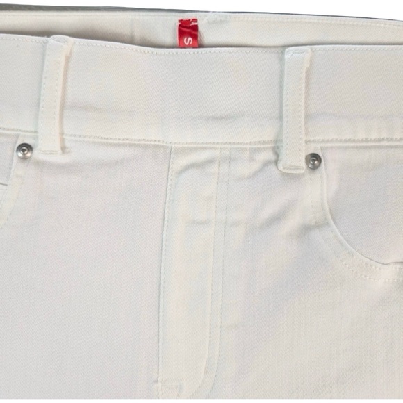 Spanx Large Petite White Pull On Jeans - Picture 3 of 9